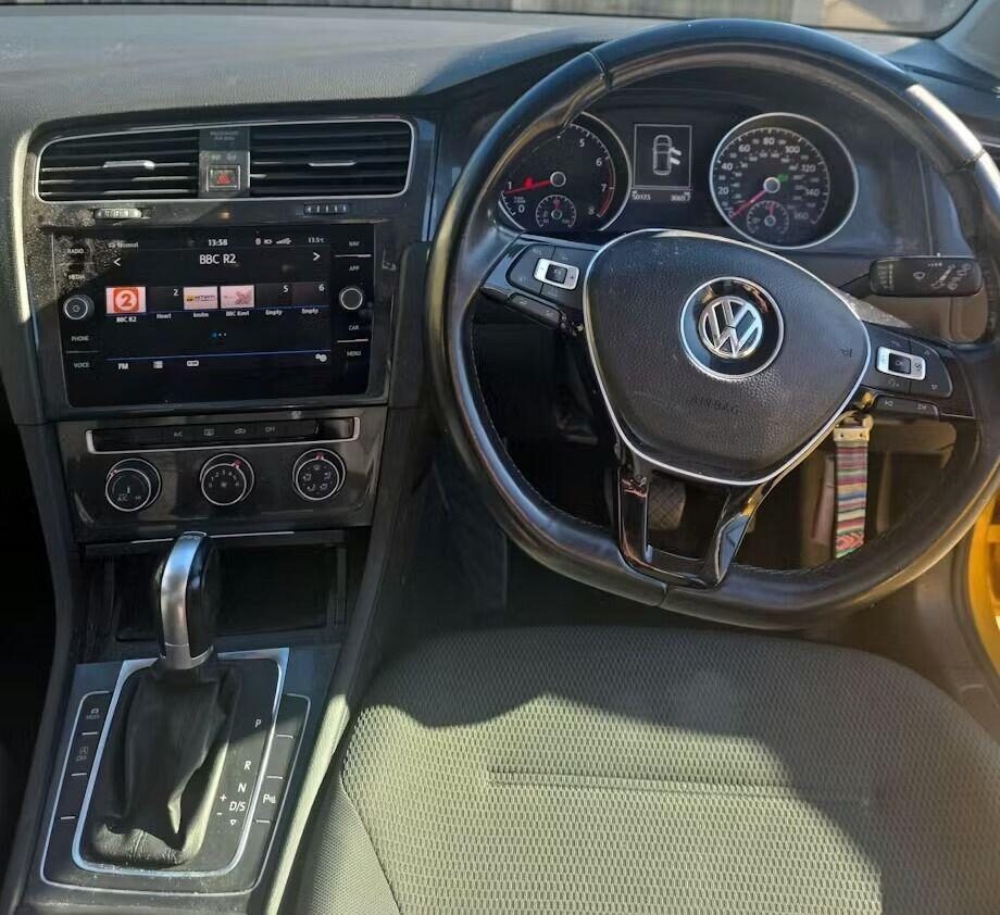 Used Volkswagen Golf 2018 for sale - 77742653: Photo 5