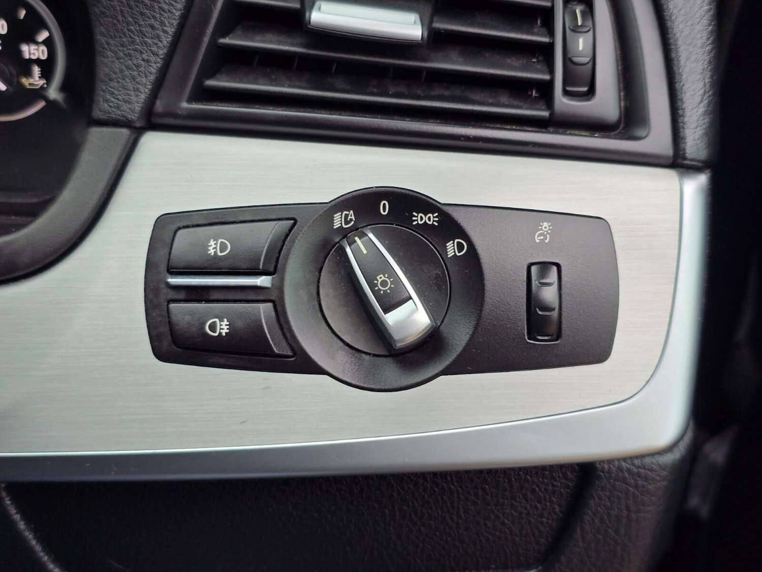 Used BMW 5 Series 2015 for sale - 76163864: Photo 32