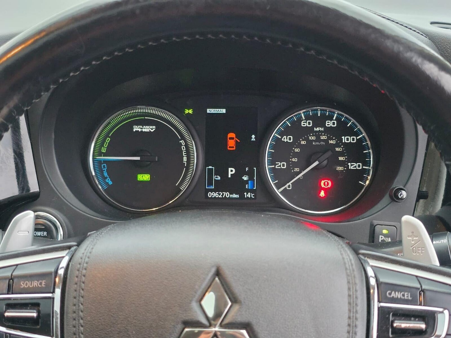 Used Mitsubishi Outlander 2016 for sale - 76750850: Photo 35