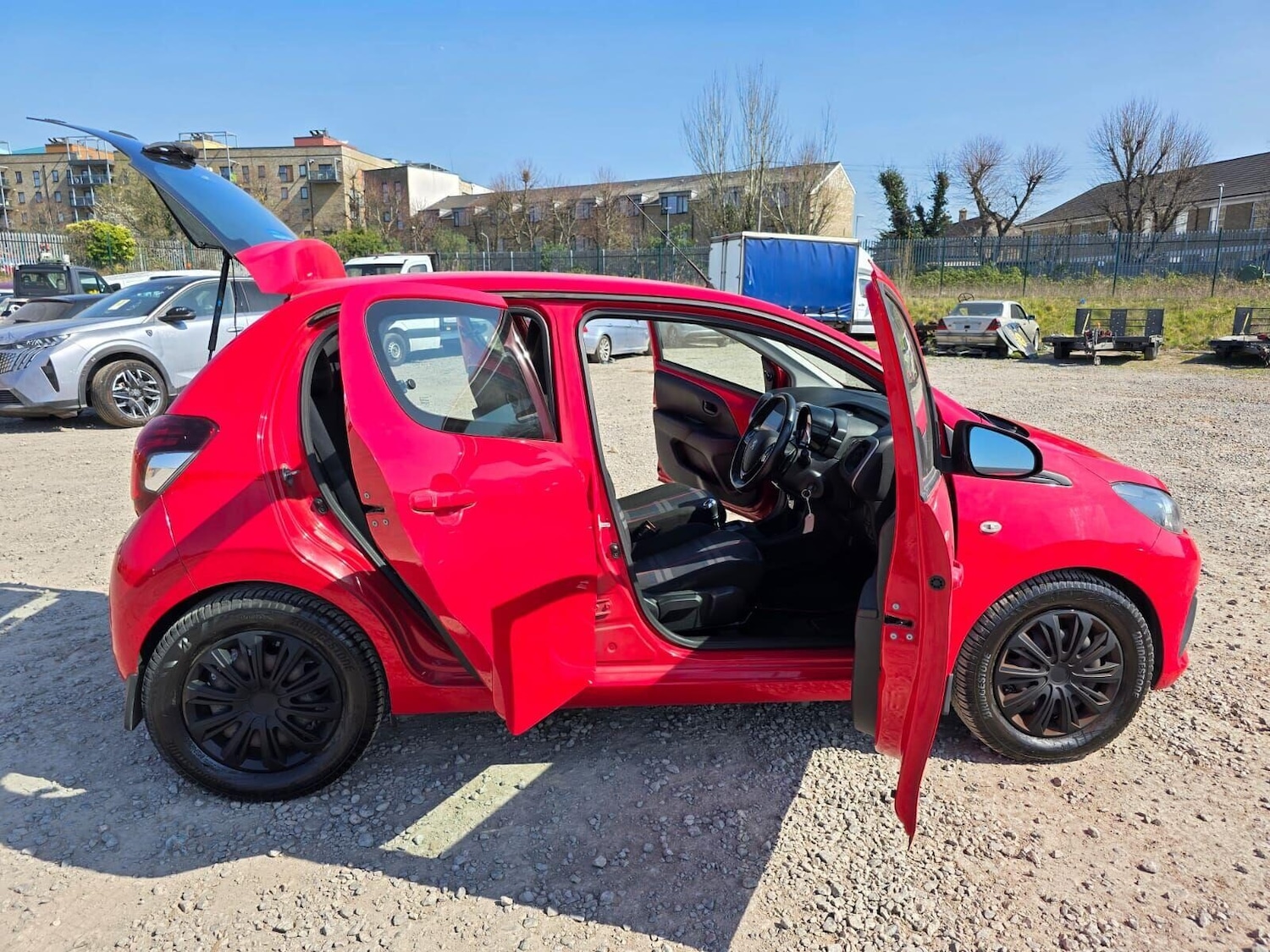 Used Peugeot 108 2015 for sale - 76566410: Photo 12