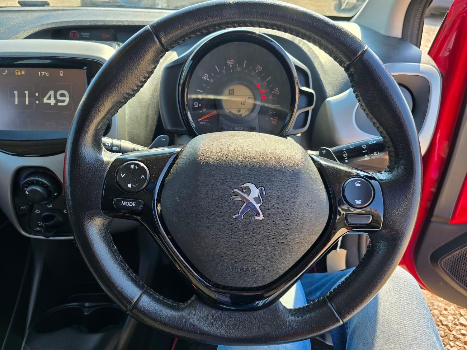 Used Peugeot 108 2015 for sale - 76566410: Photo 37