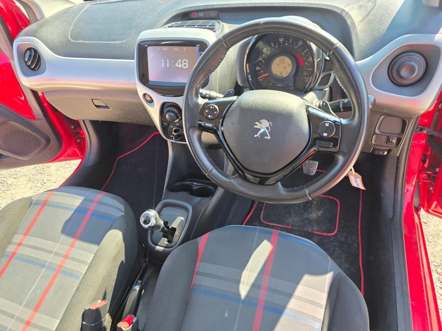 Used Peugeot 108 2015 for sale - 76566410: Photo 60