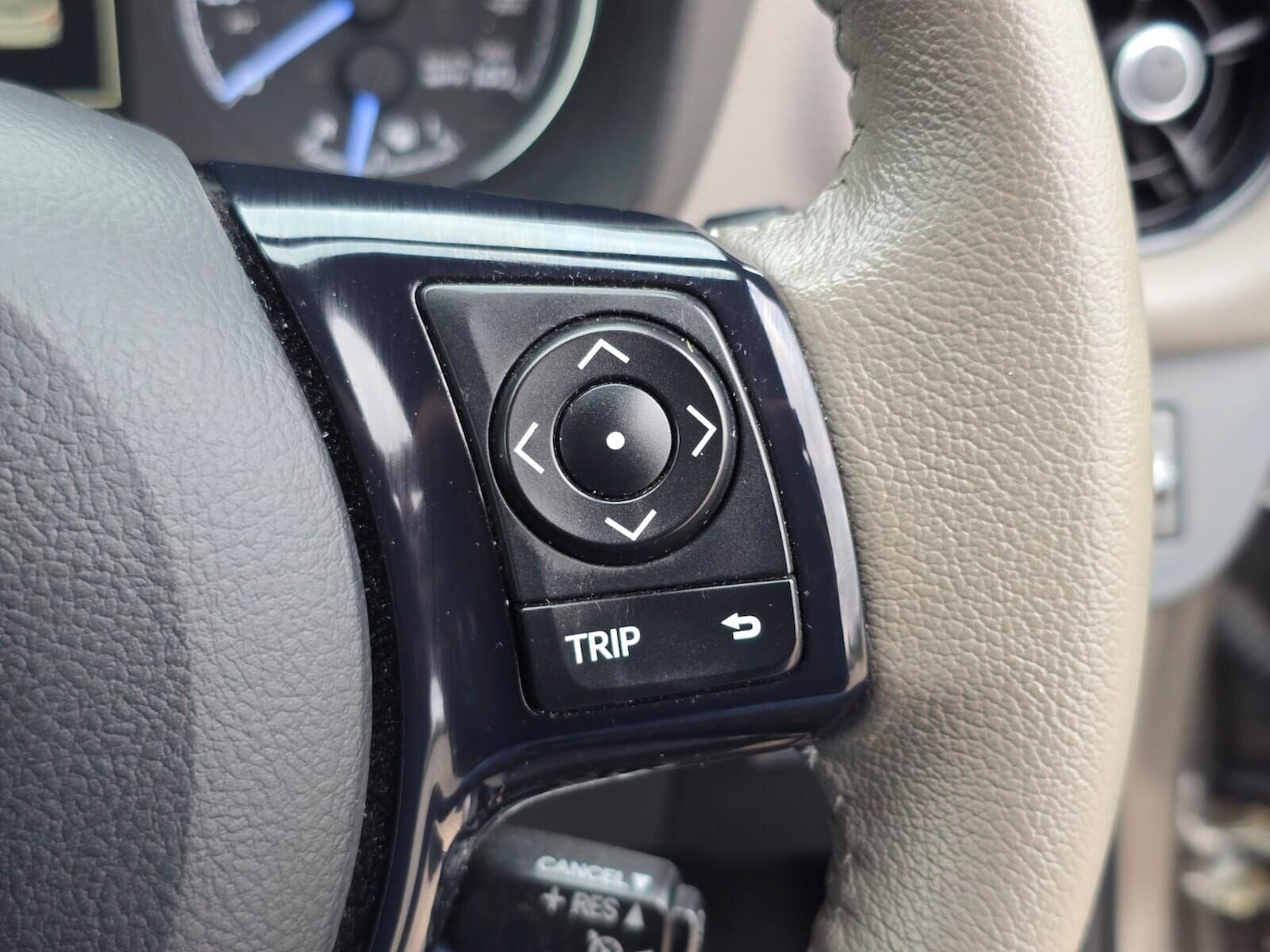 Used Toyota Yaris 2017 for sale - 76115675: Photo 27