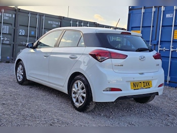 Used Hyundai i20 2017 for sale - 78906620: Photo