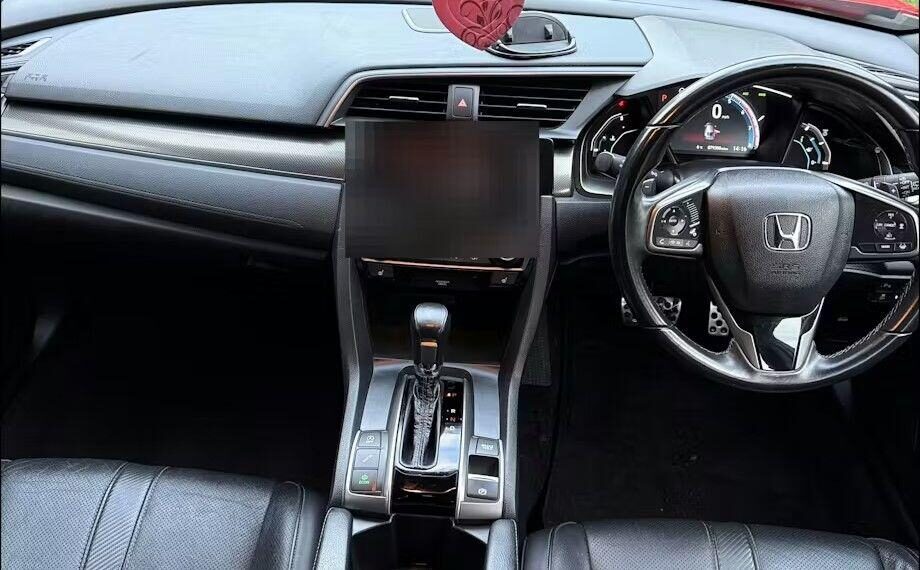 Used Honda Civic 2019 for sale - 76847747: Photo 4