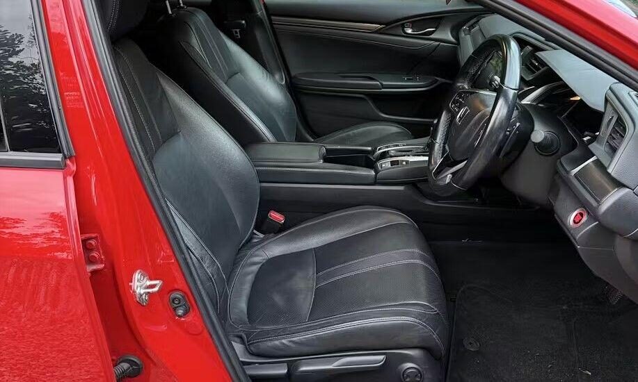 Used Honda Civic 2019 for sale - 76847747: Photo 5