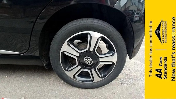 Used Toyota AYGO 2014 for sale - 76197792: Photo 7
