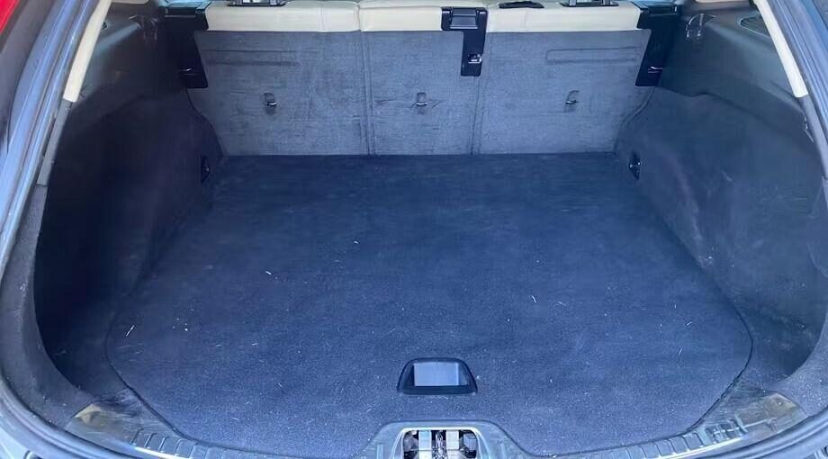 Used Volvo V60 2017 for sale - 77901065: Photo 16