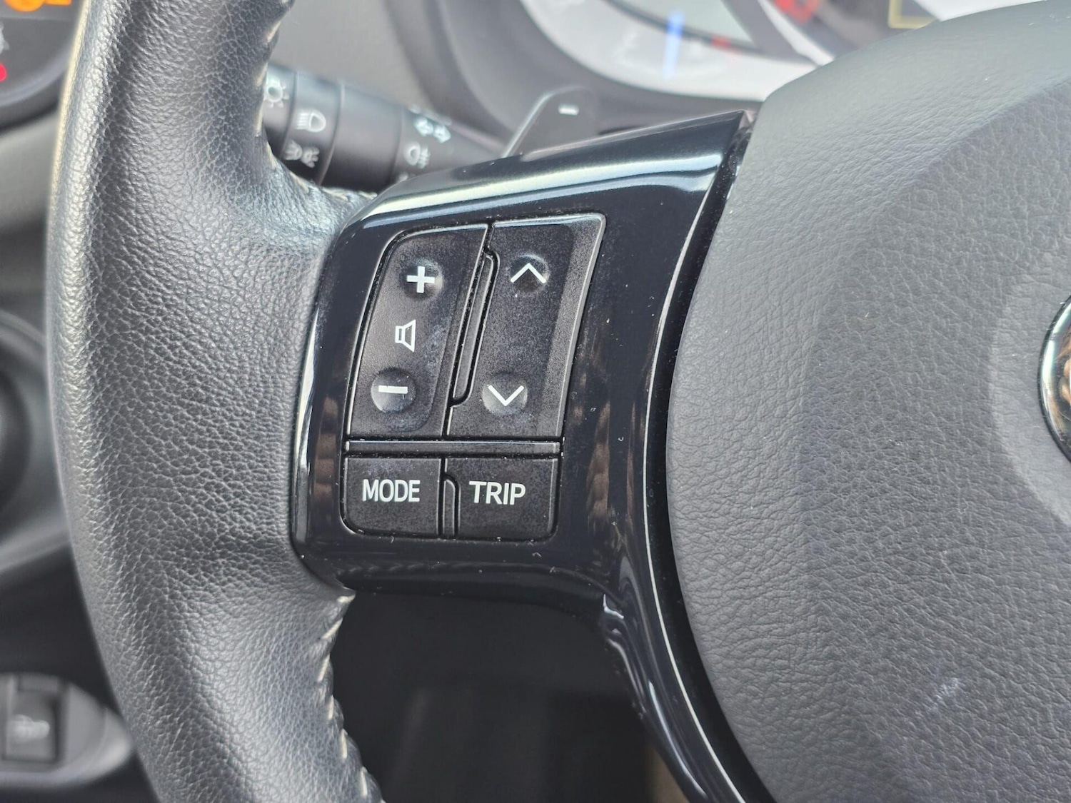 Used Toyota Yaris 2019 for sale - 77275199: Photo 24