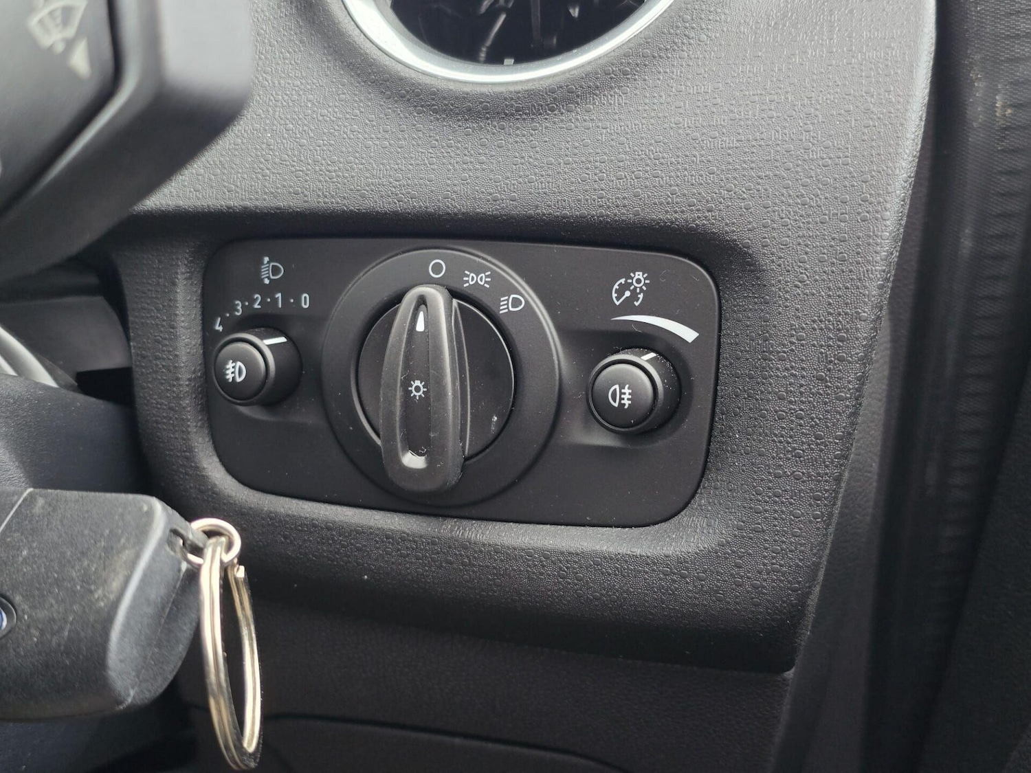 Used Ford Fiesta 2016 for sale - 77636588: Photo 25