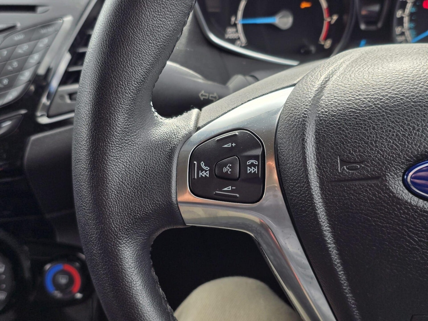 Used Ford Fiesta 2016 for sale - 77636588: Photo 26