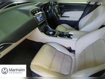 Used Jaguar XE 2015 for sale - 79172871: Photo