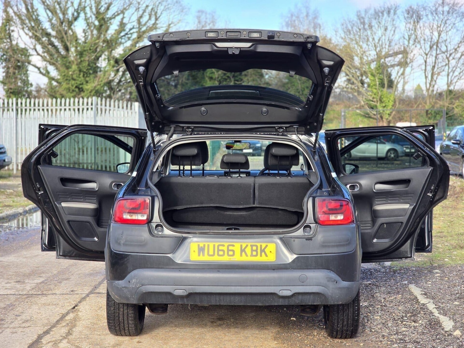 Used Citroen C4 Cactus 2016 for sale - 78061292: Photo 28