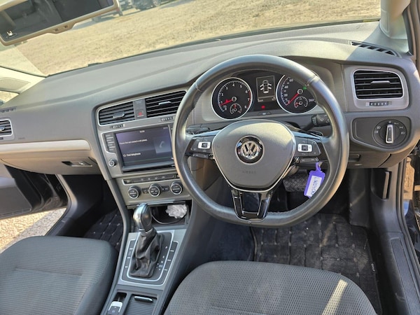 Used Volkswagen Golf 2014 for sale - 75054256: Photo 19