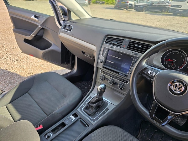 Used Volkswagen Golf 2014 for sale - 75054256: Photo 20