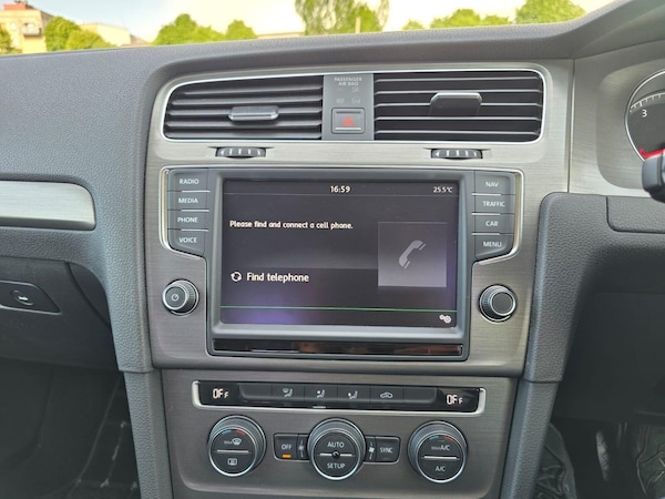 Used Volkswagen Golf 2014 for sale - 75054256: Photo 42