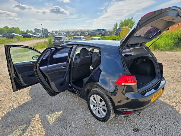 Used Volkswagen Golf 2014 for sale - 75054256: Photo 9