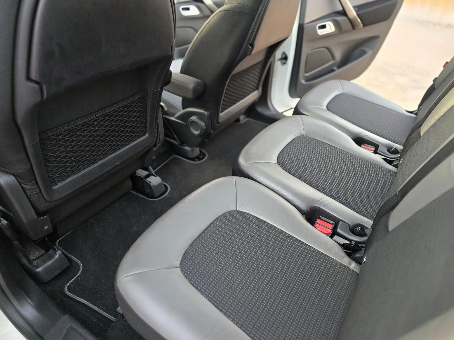 Used Citroen C4 Grand Picasso 2018 for sale - 76794763: Photo 24