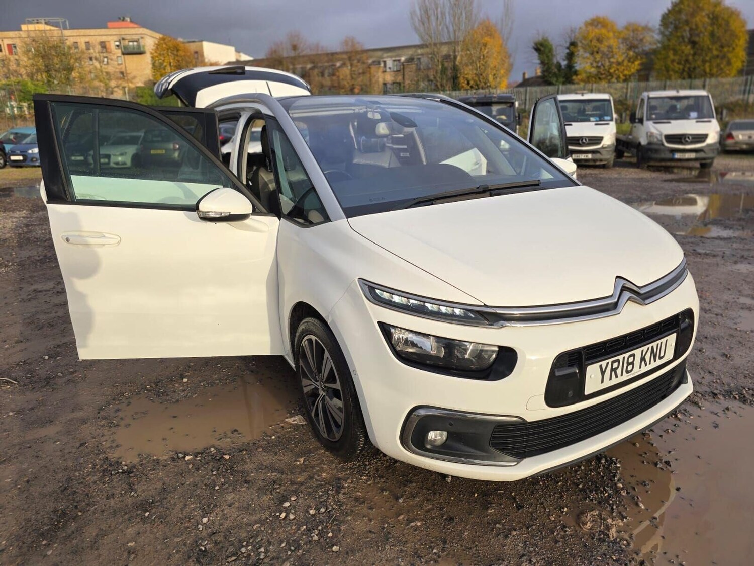 Used Citroen C4 Grand Picasso 2018 for sale - 76794763: Photo 6