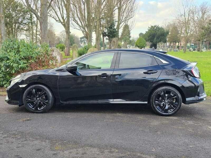Used Honda Civic 2017 for sale - 77487125: Photo 26