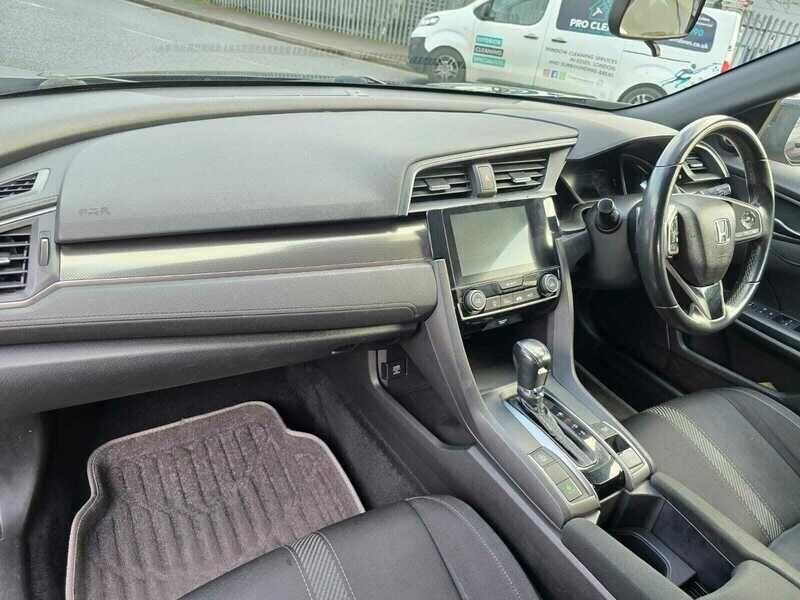 Used Honda Civic 2017 for sale - 77487125: Photo 41