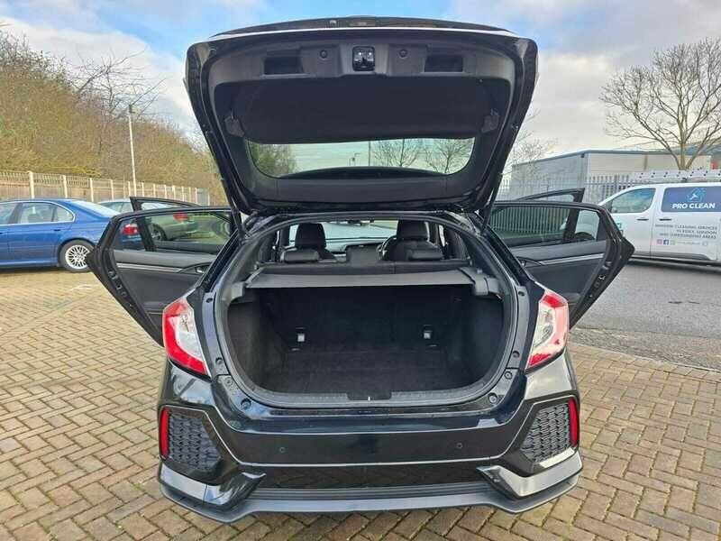 Used Honda Civic 2017 for sale - 77487125: Photo 60
