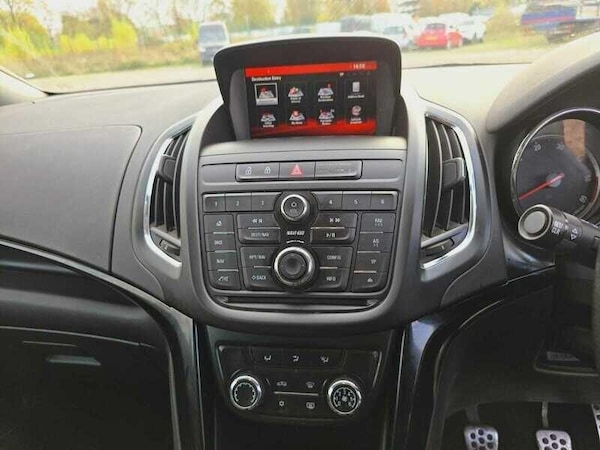Used Vauxhall Zafira 2015 for sale - 76232946: Photo 37
