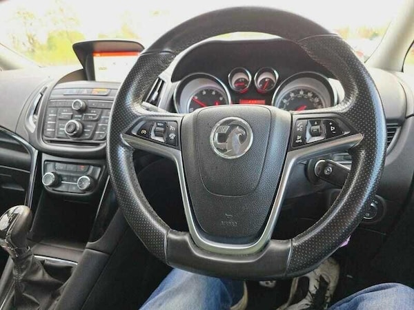 Used Vauxhall Zafira 2015 for sale - 76232946: Photo 42