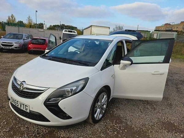 Used Vauxhall Zafira 2015 for sale - 76232946: Photo 8