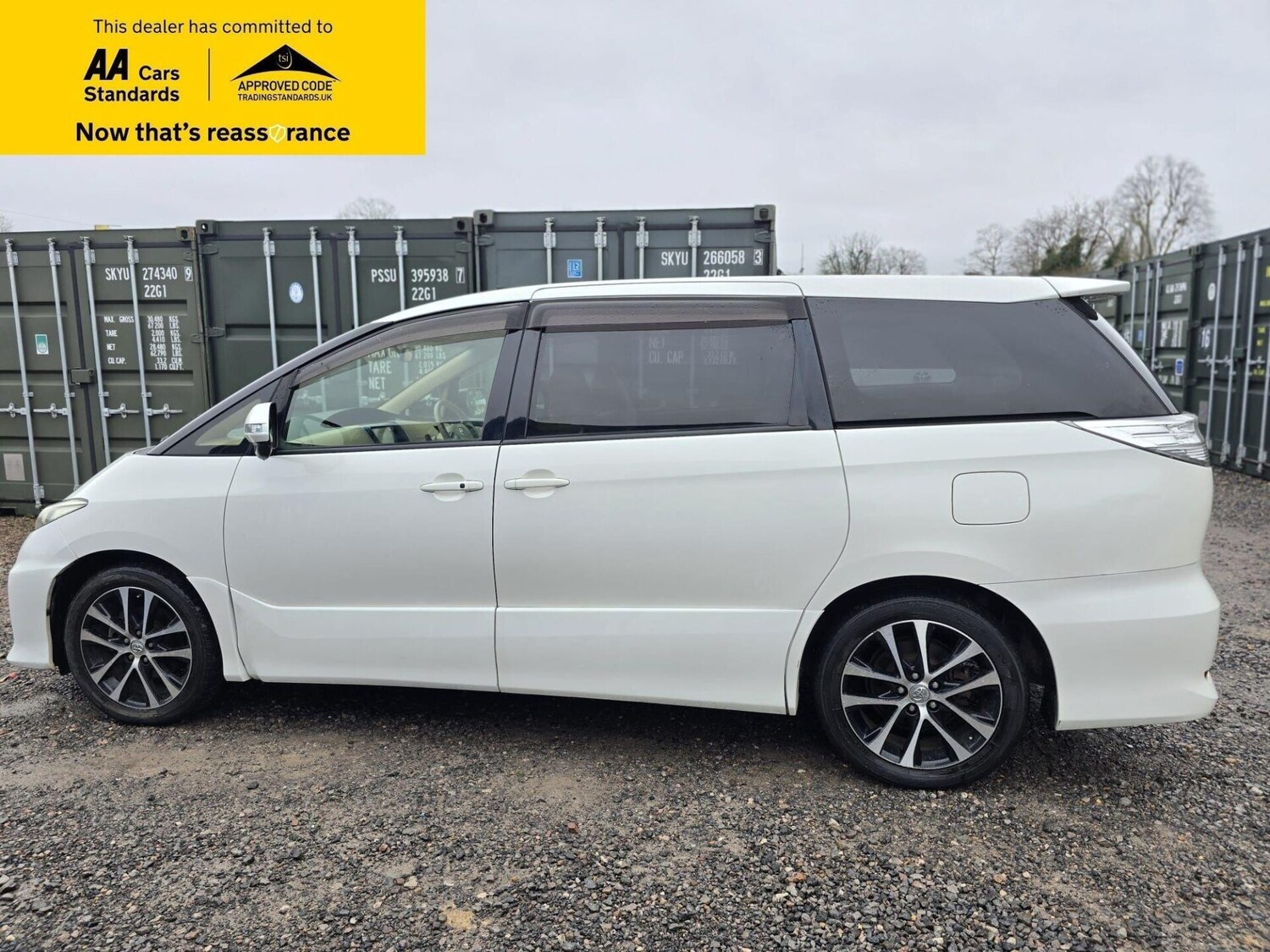 Used Toyota Estima 2013 for sale - 77582423: Photo 12