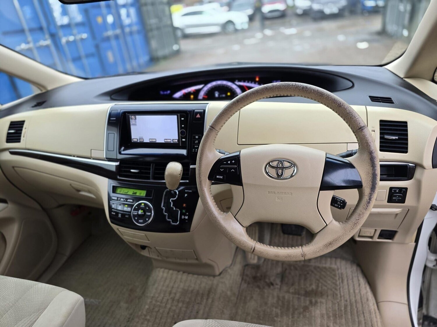 Used Toyota Estima 2013 for sale - 77582423: Photo 16