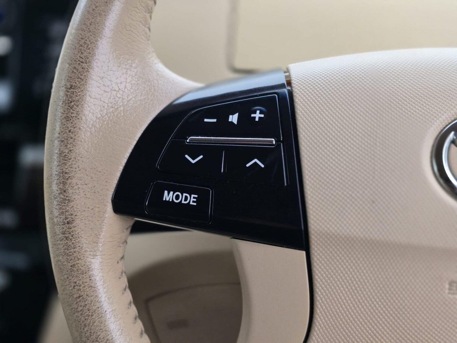 Used Toyota Estima 2013 for sale - 77582423: Photo 26