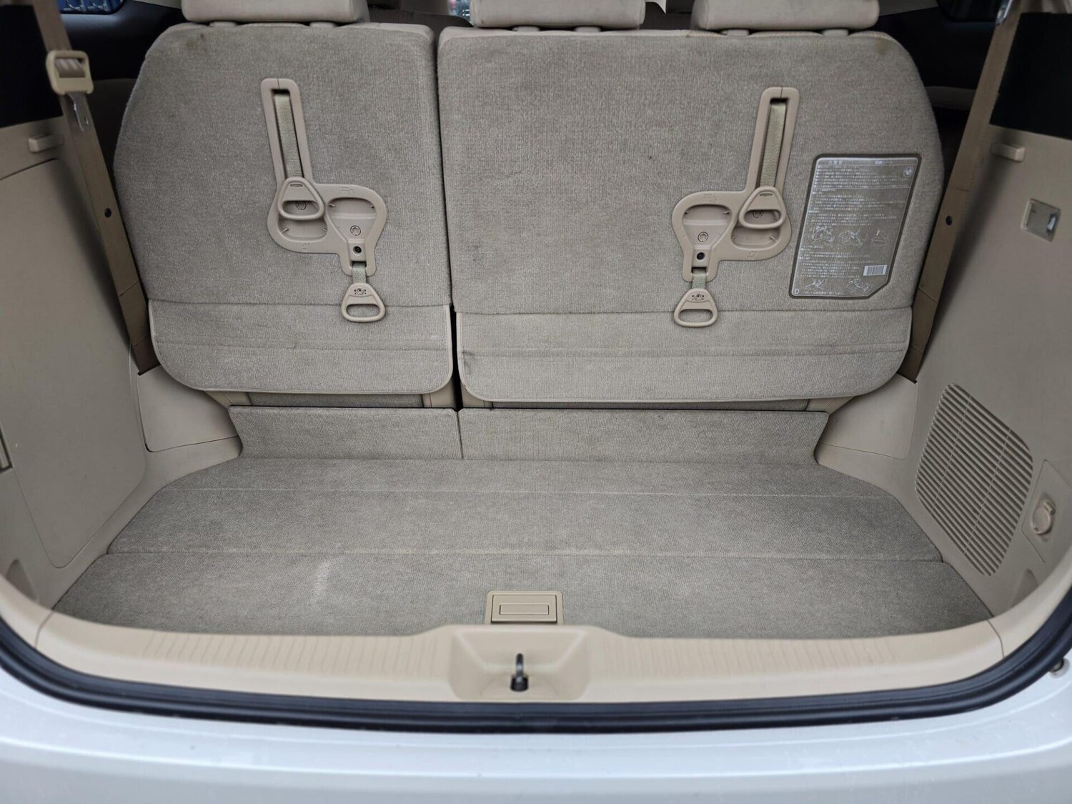 Used Toyota Estima 2013 for sale - 77582423: Photo 30