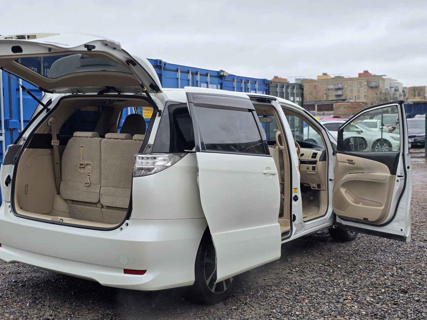 Used Toyota Estima 2013 for sale - 77582423: Photo 56