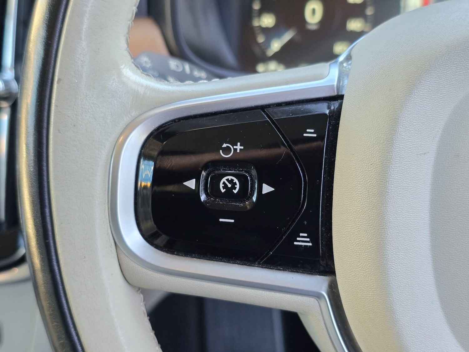 Used Volvo S90 2019 for sale - 77477156: Photo 29