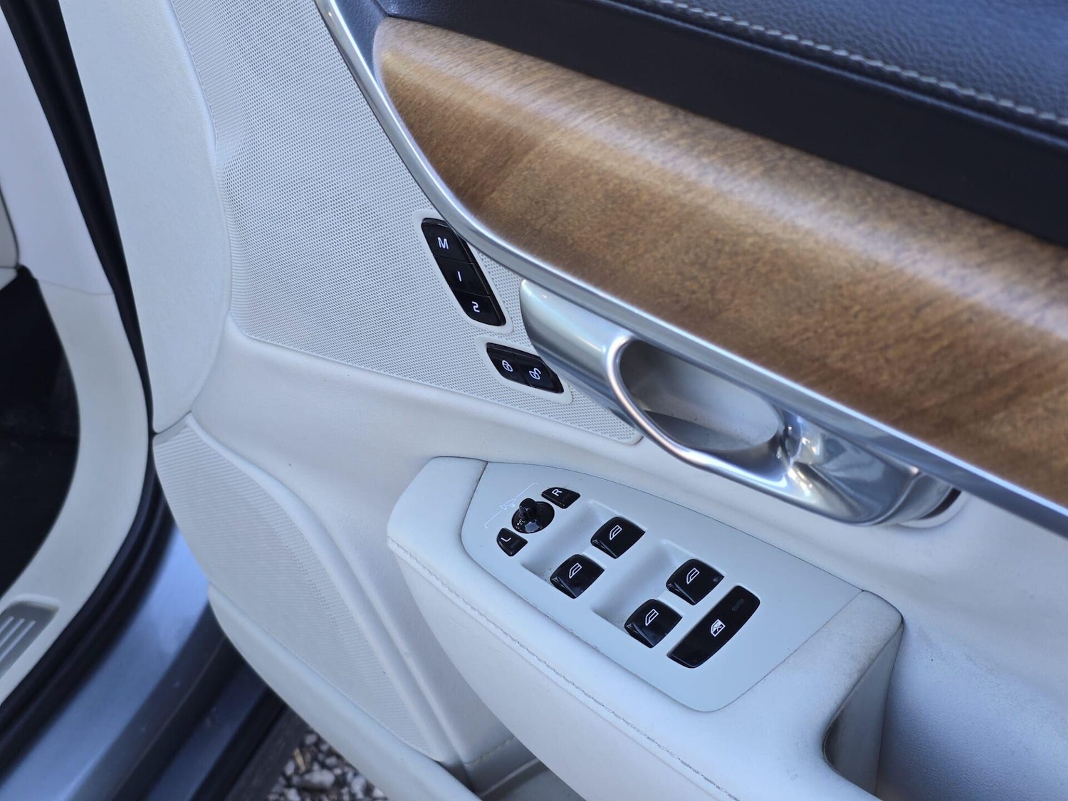 Used Volvo S90 2019 for sale - 77477156: Photo 31