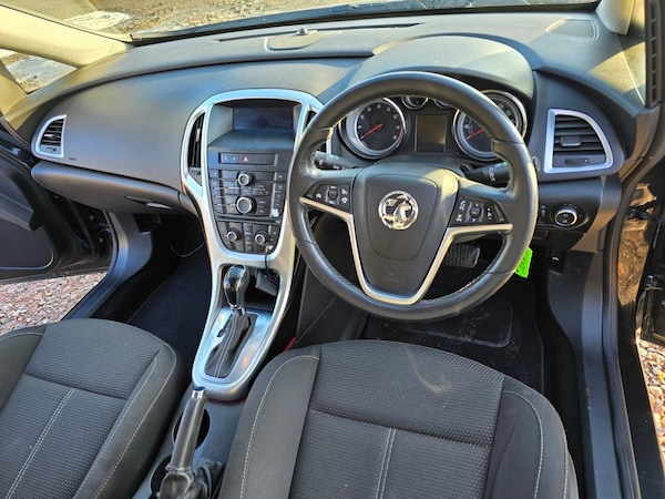 Used Vauxhall Astra 2013 for sale - 75425822: Photo 10