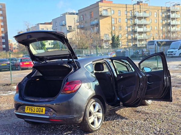 Used Vauxhall Astra 2013 for sale - 75425822: Photo 18