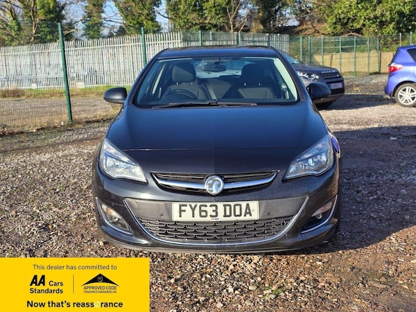 Used Vauxhall Astra 2013 for sale - 75425822: Photo 3