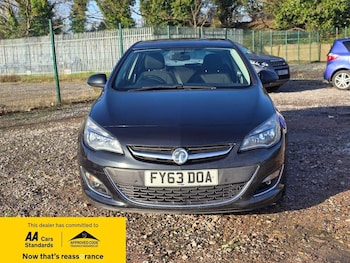 Used Vauxhall Astra 2013 for sale - 75425822: Photo