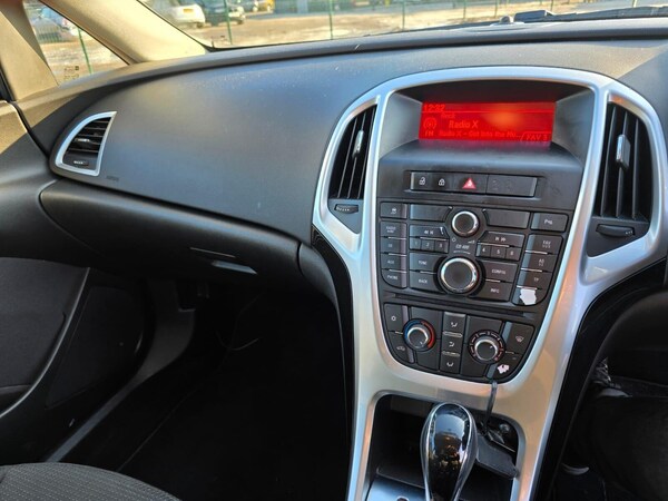 Used Vauxhall Astra 2013 for sale - 75425822: Photo 56