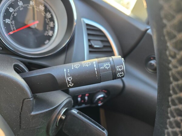 Used Vauxhall Astra 2013 for sale - 75425822: Photo 57