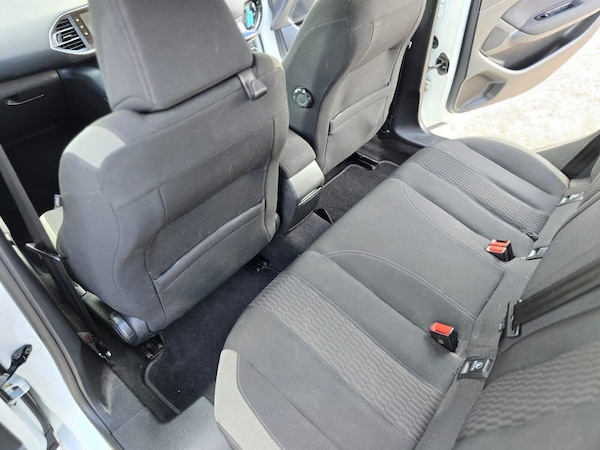 Used Peugeot 308 2015 for sale - 76245867: Photo 21