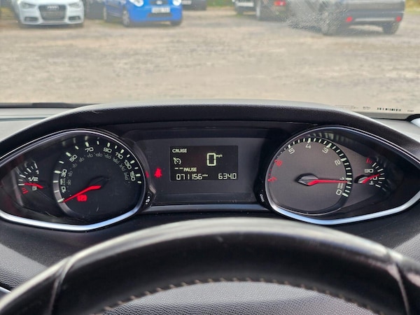 Used Peugeot 308 2015 for sale - 76245867: Photo 28