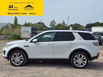 Used Land Rover Discovery Sport 2016 for sale - 79007334: Photo