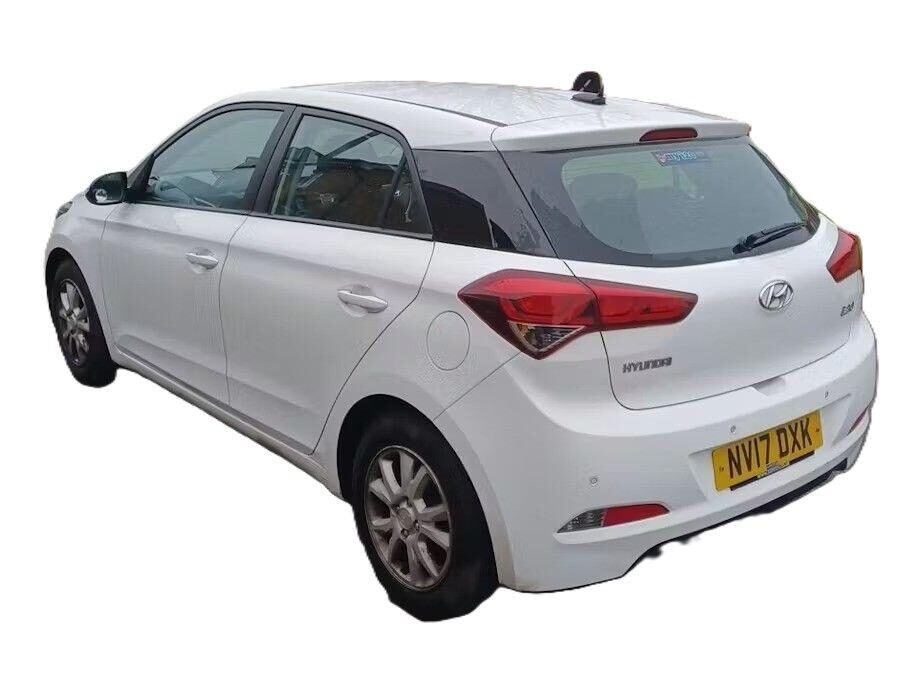 Used Hyundai i20 2017 for sale - 77830073: Photo 3