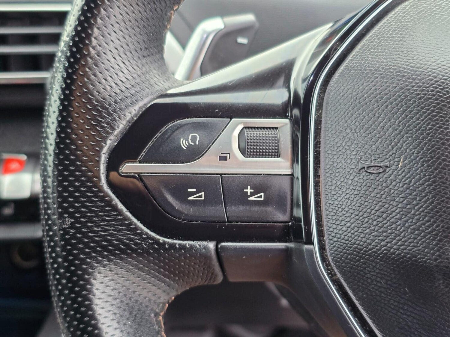 Used Peugeot 3008 2019 for sale - 76649684: Photo 30