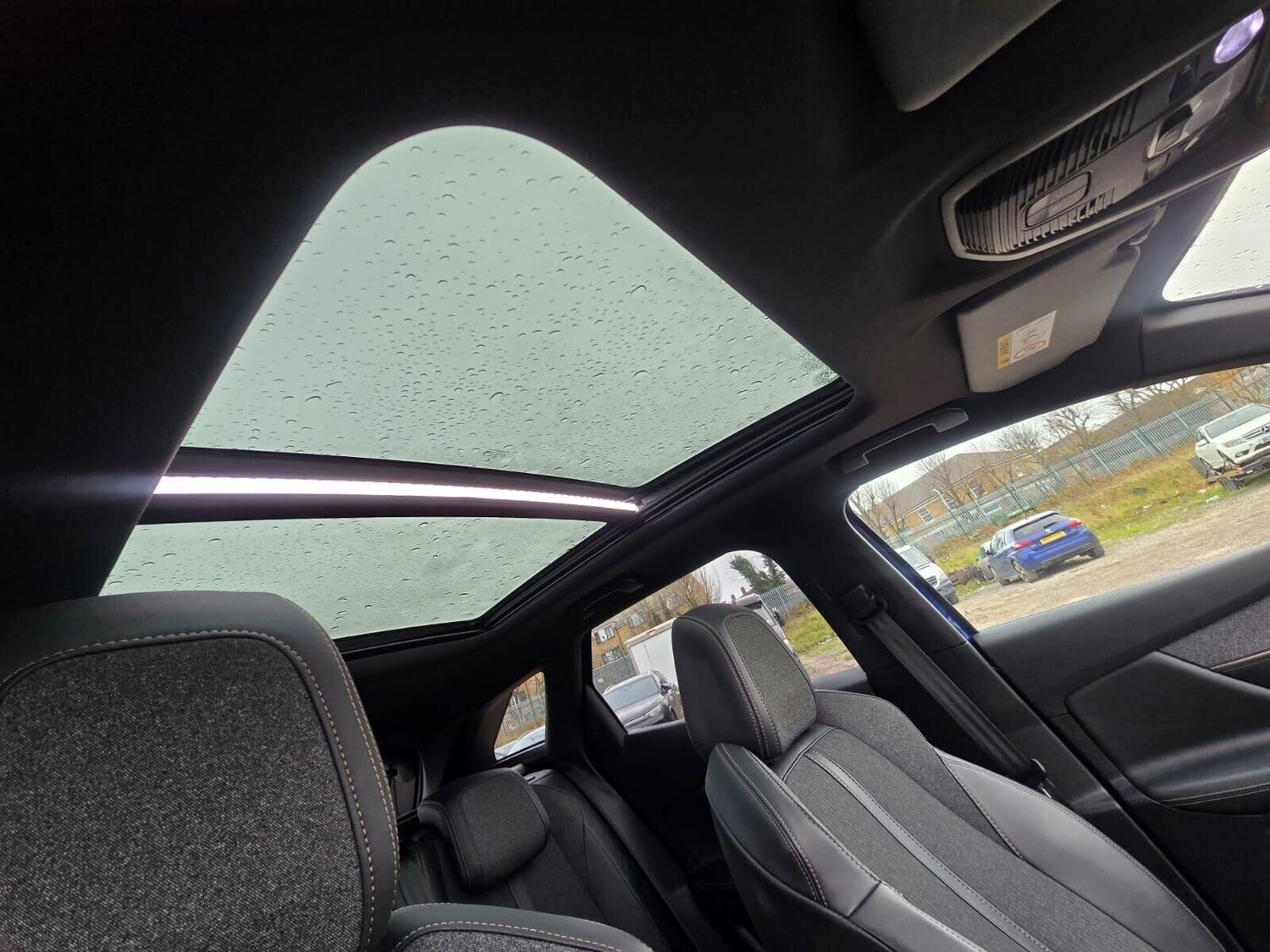 Used Peugeot 3008 2019 for sale - 76649684: Photo 43