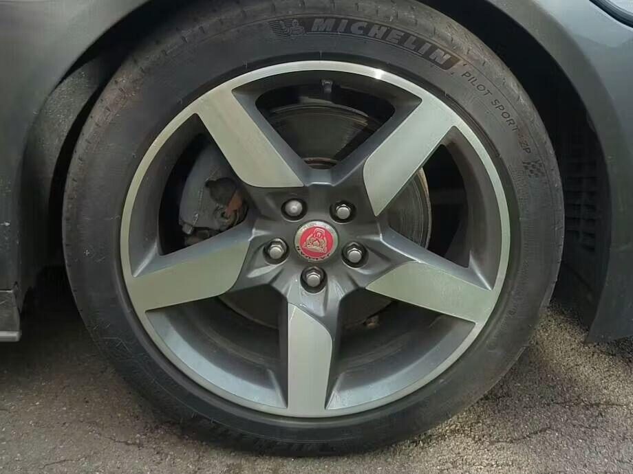 Used Jaguar XE 2017 for sale - 77742665: Photo 8