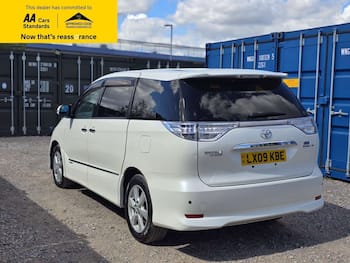 Used Toyota Estima undefined for sale - 79673536: Photo